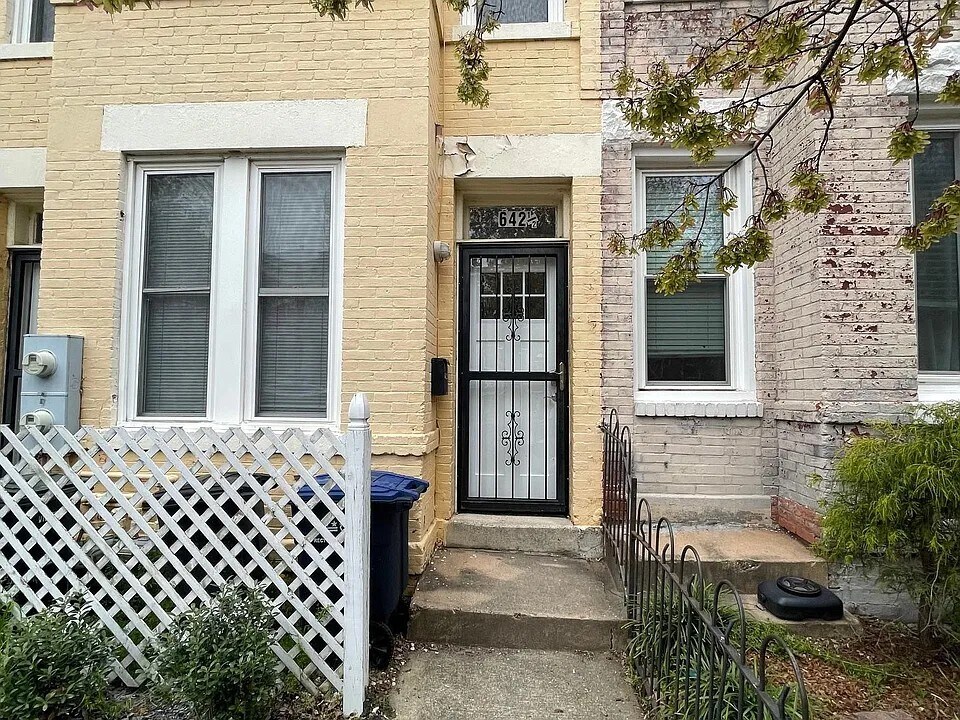 642 Morton Pl NE in Washington, DC - Building Photo