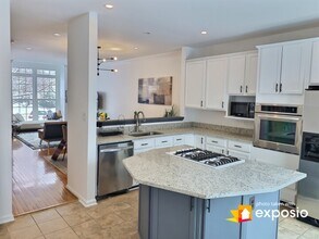 14631 Thera Way, Unit LL Den in Centreville, VA - Foto de edificio - Building Photo