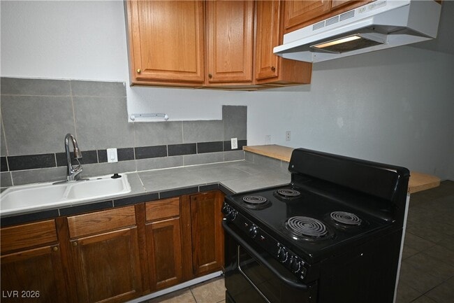 property at 2334 N Lamb Blvd