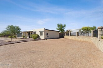 9554 E Dallas St in Mesa, AZ - Building Photo - Building Photo