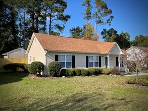 1005 Gordon Woods Rd in Wilmington, NC - Building Photo - Building Photo