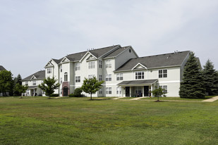 Catalina Shores in Muskegon, MI - Building Photo