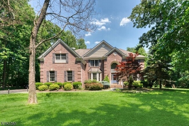 property at 12 Fieldflower Dr