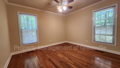 200 Maycaw Dr in Easley, SC - Building Photo - Building Photo