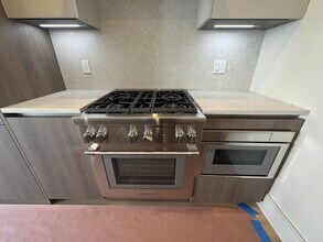 300 Franklin St, Unit 300 Franklin Street in Cambridge, MA - Building Photo - Building Photo