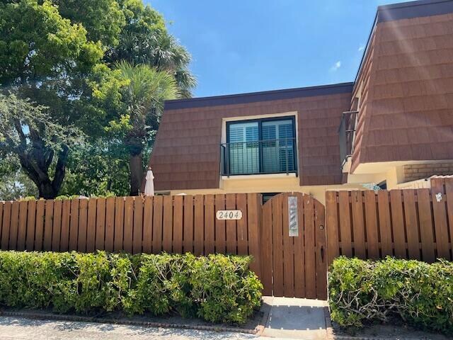 2404 24th Ct in Jupiter, FL - Building Photo
