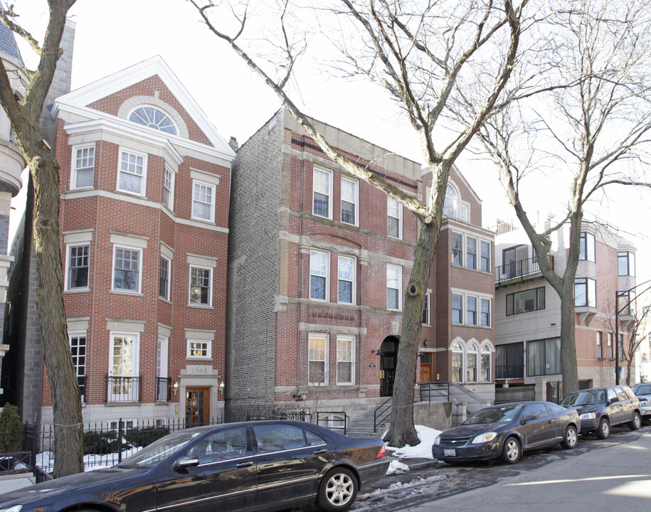 1950 Hudson Ave in Chicago, IL - Building Photo