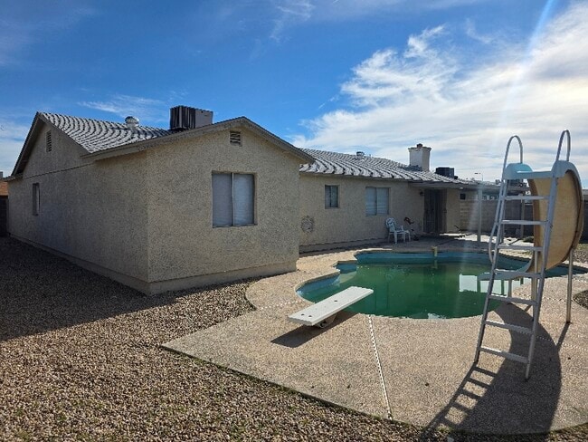 4852 N 81st Dr in Phoenix, AZ - Building Photo - Building Photo