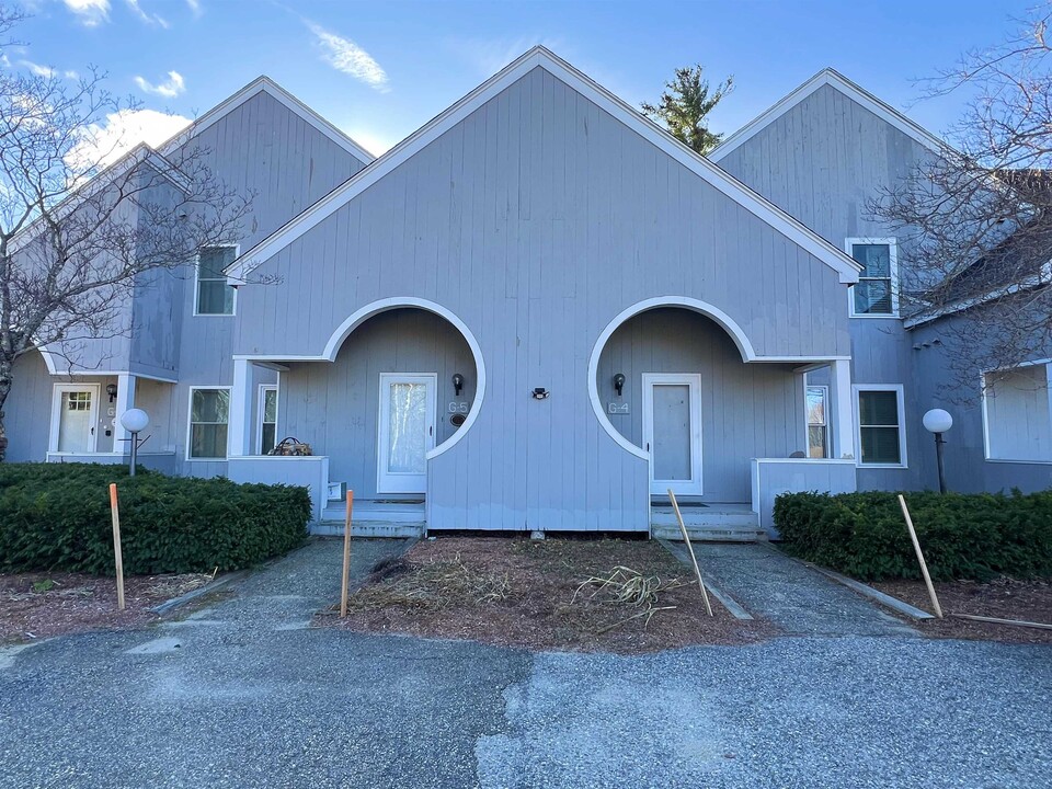 5 Tenney Brook Rd in Plymouth, NH - Building Photo