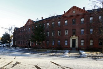 151-169 Green St in Clinton, MA - Building Photo - Building Photo