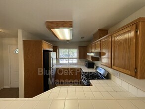3 Sir Andrew Ct in Chico, CA - Building Photo - Building Photo