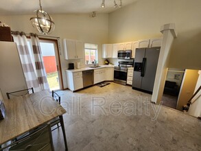 2622 Oxford Cir in Cheney, WA - Building Photo - Building Photo