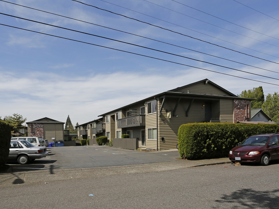 3701-3705 35th Pl in Portland, OR - Building Photo