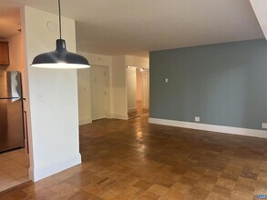 511 1st St N, Unit 203 in Charlottesville, VA - Building Photo - Building Photo