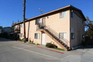 Las Casitas Apartments