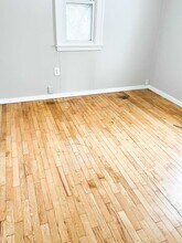 975 Bryant St SW in Wyoming, MI - Building Photo - Building Photo