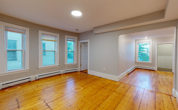 5 Beacon St, Unit 11A Beacon #1 in Somerville, MA - Building Photo - Building Photo