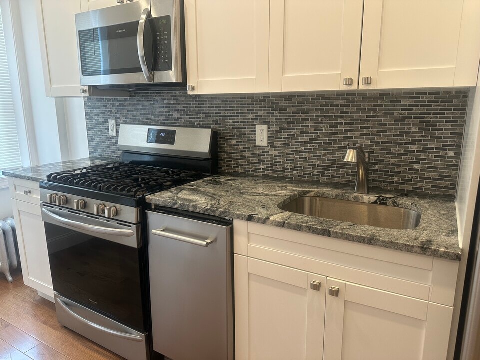 Sherman View in Jersey City, NJ - Building Photo