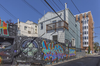 3427 25th St in San Francisco, CA - Building Photo - Building Photo