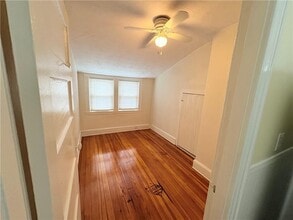 293 Sutton Ave in East Providence, RI - Building Photo - Building Photo