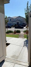 7893 Boot Straps Ct, Unit Bed Room shared bathroom in Riverside, CA - Building Photo - Building Photo