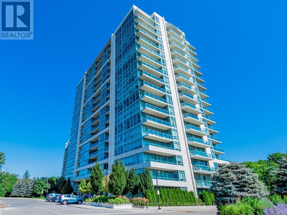 1055-1055 Southdown Rd in Mississauga, ON - Building Photo
