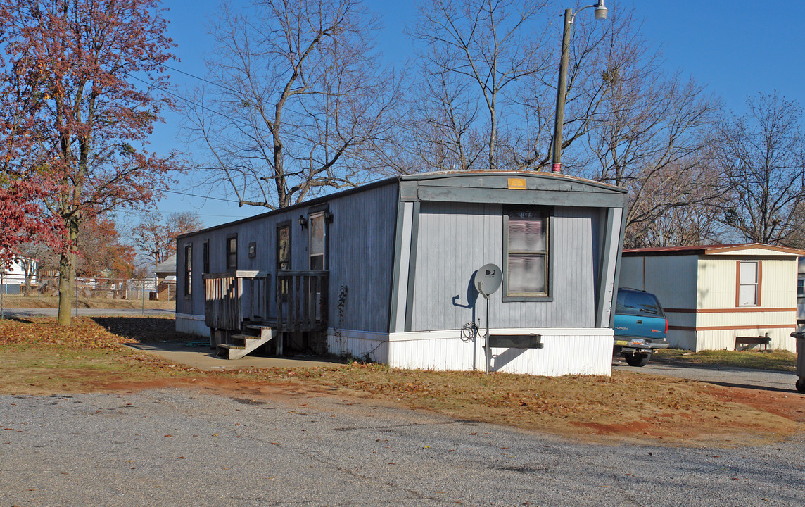 41 Arch St in Greenville, SC - Building Photo