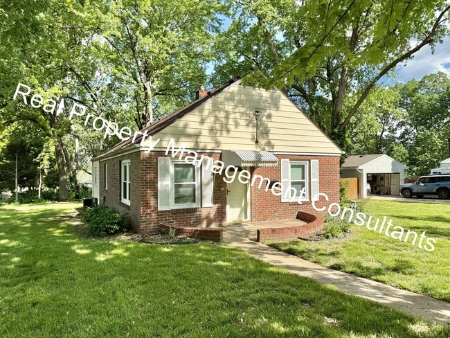 2919 S Claremont Ave in Independence, MO - Building Photo - Building Photo