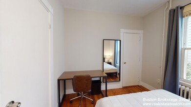 14 Elder St, Unit #1 in Boston, MA - Building Photo - Building Photo