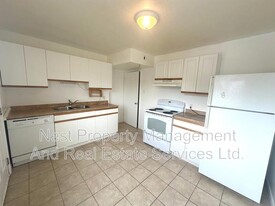 41 Wedeene St in Kitimat, BC - Building Photo