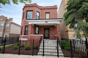3340 W Evergreen Ave in Chicago, IL - Building Photo