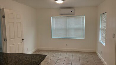 1140 SW 30th St in Fort Lauderdale, FL - Building Photo - Building Photo