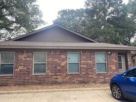 510 S Floyd St in Jonesboro, AR - Building Photo