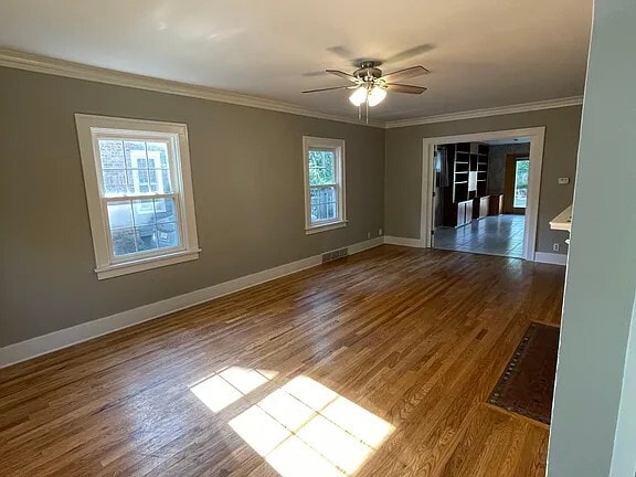 2318 Storm St in Ames, IA - Building Photo - Building Photo