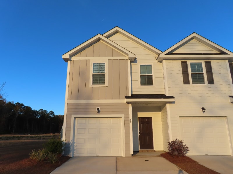 88 Dorsey Dr in Richmond Hill, GA - Building Photo