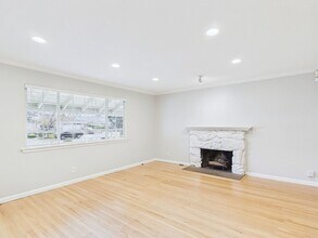 1305 Antwerp Ln in San Jose, CA - Building Photo - Building Photo