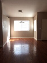 5948 Silver Heights St in Las Vegas, NV - Building Photo - Building Photo