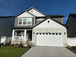 13874 S Greenford Ln in Herriman, UT - Building Photo - Building Photo