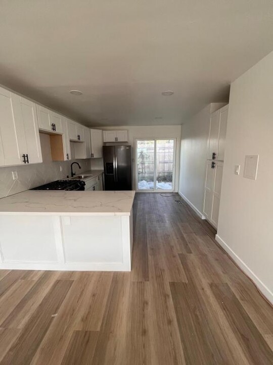 4959 Jumano Ave in San Diego, CA - Building Photo