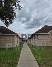 1513 Acme Ln in Edinburg, TX - Building Photo - Building Photo