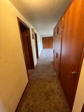 712 E 4th Ave, Unit D in Ellensburg, WA - Building Photo - Building Photo