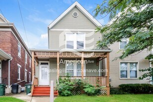 4737 Section Ave in Cincinnati, OH - Building Photo