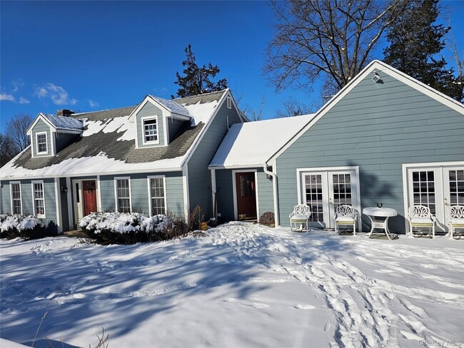 property at 19 Telsar Ln