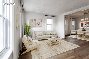 58-21 69th Pl in Queens, NY - Building Photo