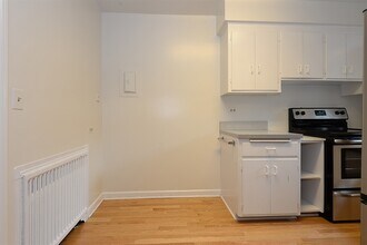 1402 Hinman Ave in Evanston, IL - Building Photo - Building Photo