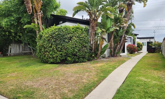 1740 N Hollywood Way, Unit 1740 N Hollywood way 1742