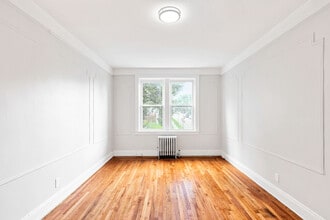 33 Franklin Pl in Rutherford, NJ - Building Photo - Building Photo