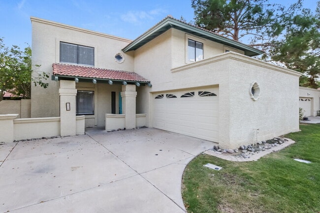 property at 221 E Kroll Dr