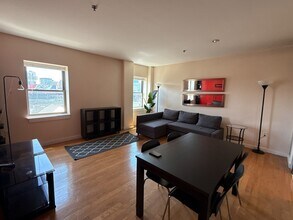 534-538-538 Commonwealth Ave in Boston, MA - Building Photo - Building Photo