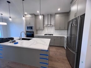 1475 Plum Cir SW in Edmonton, AB - Building Photo - Building Photo